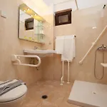 Berdoussis 2* إيلافونيسوس