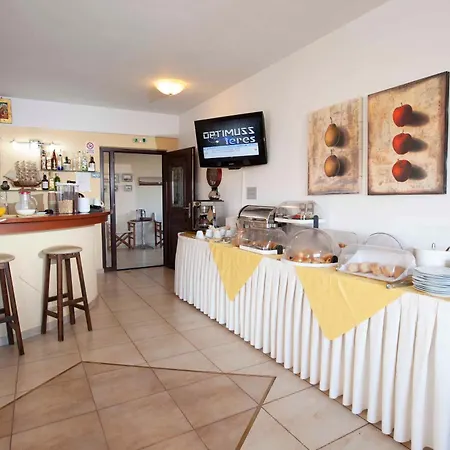 Berdoussis Отель