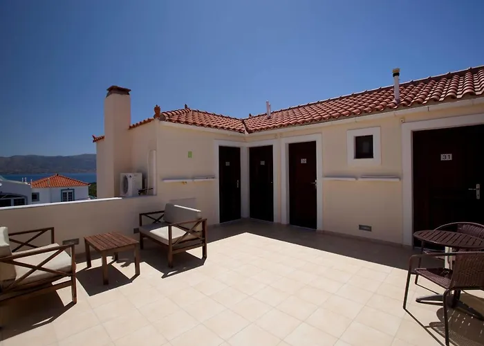 Berdoussis إيلافونيسوس