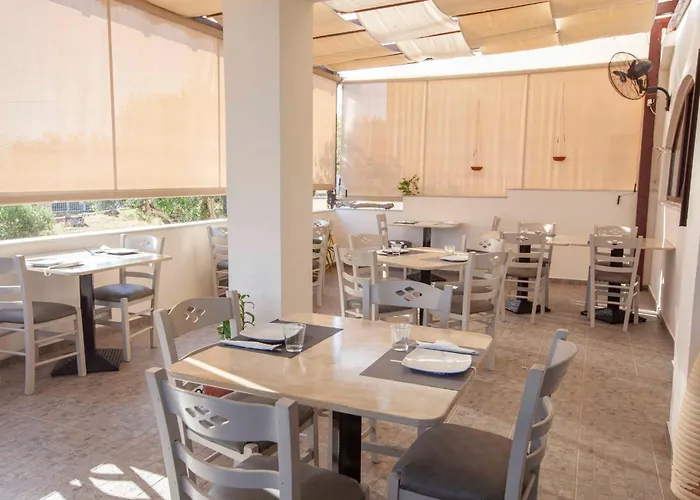 Berdoussis إيلافونيسوس