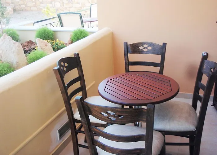 فندق Berdoussis 2*